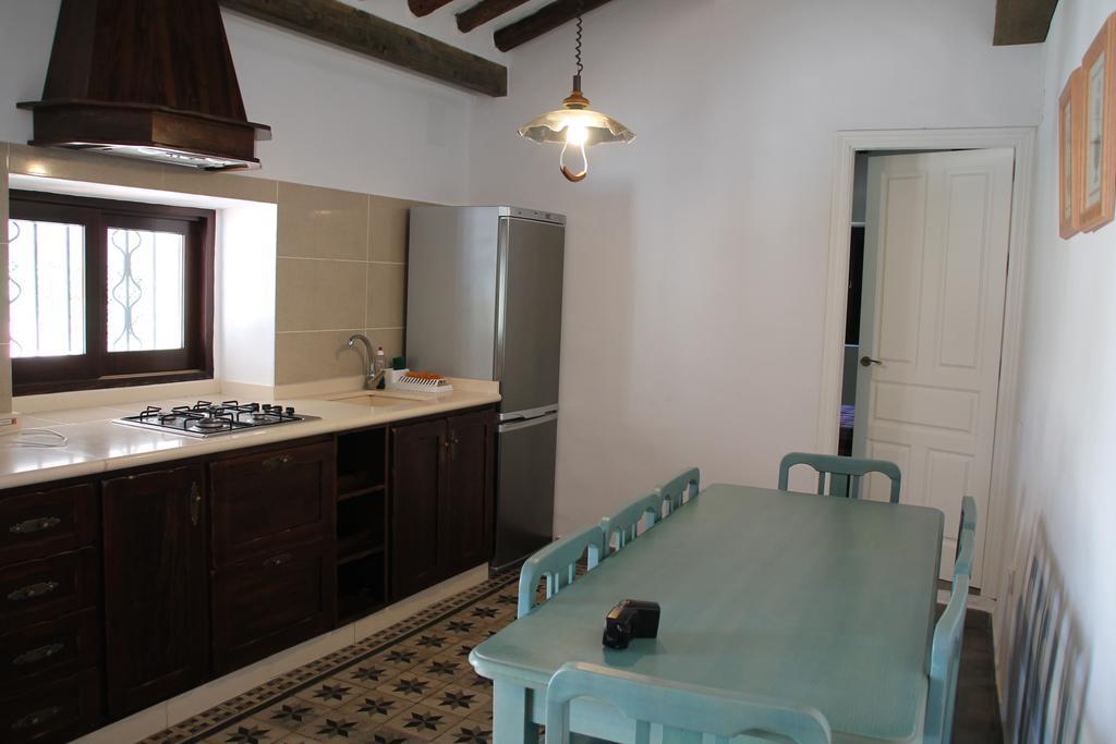 La Fuente De El Nacimiento Country house *